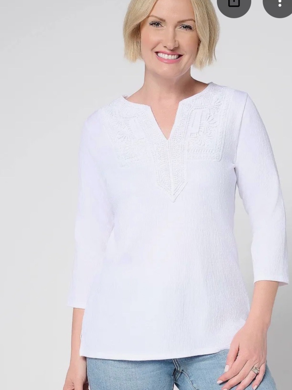 Belle Kim Gravel never worn White embroidered tunic top size Large